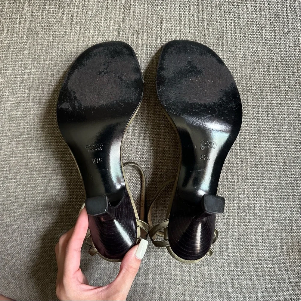 Vintage Gucci by Tom Ford olive green satin heels - Picture 7 of 7